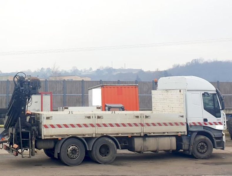 Iveco Stralis (2007) 6x2 Eur5 valník 6.5m+ HR 12m - fotka 2 z 13
