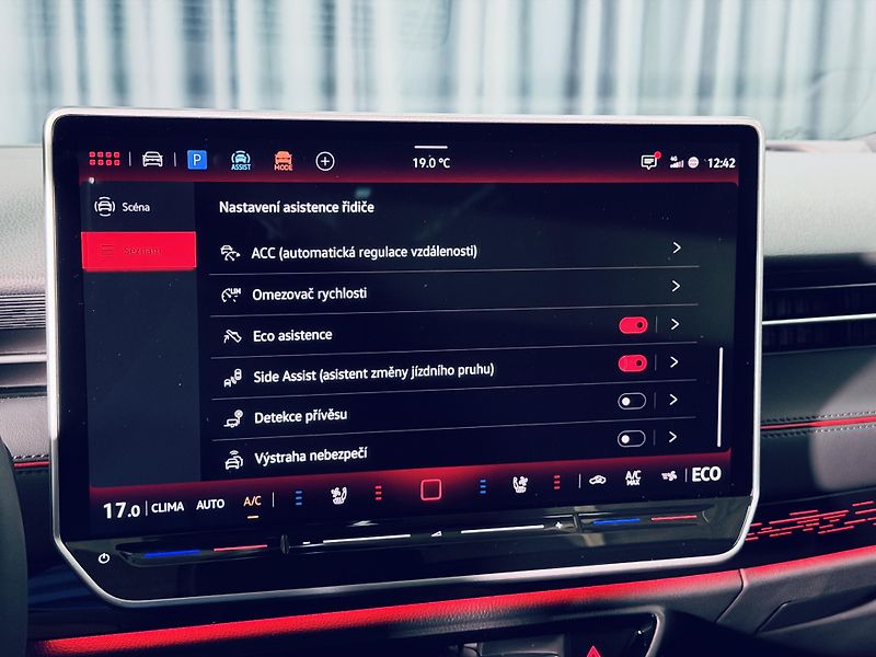 Volkswagen ID.7 (2025) GTX*4M*ZÁRUKA*TAŽNÉ*HEADUP*MAX - fotka 29 z 41