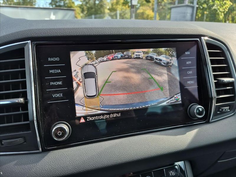 Škoda Karoq 2,0 TDi - fotka 15 z 16