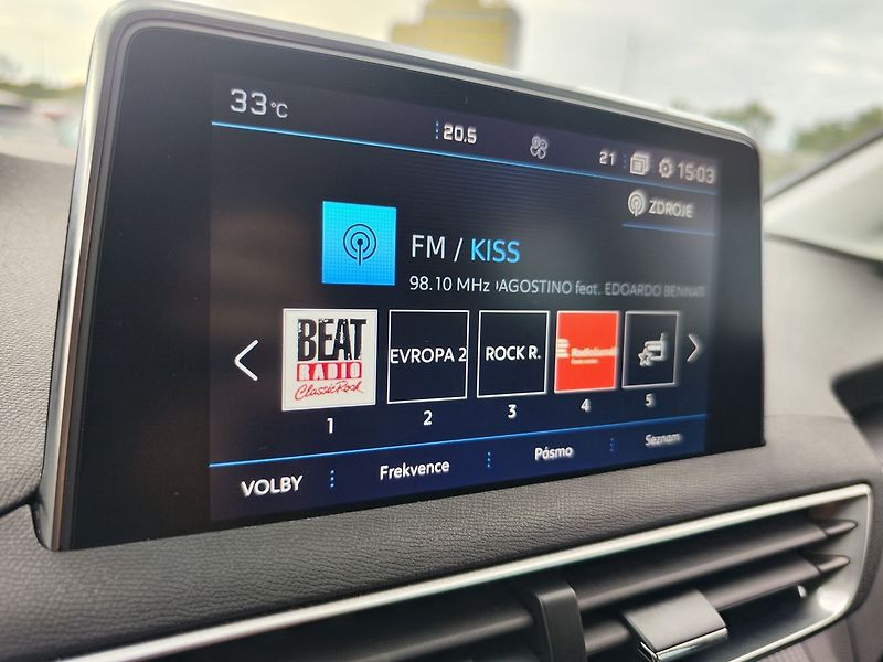 Peugeot 5008 1.5 HDI/96kW Servisováno - fotka 18 z 29
