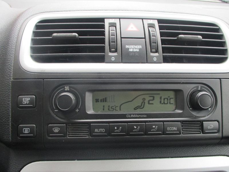 Škoda Fabia 1.4i 16V +SADA KOL - fotka 22 z 31