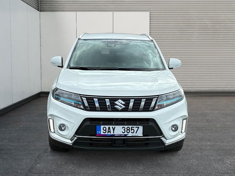 Suzuki Vitara (2023) ELEGANCE 1.4HEV 95kW 4x4 CZ - fotka 2 z 11