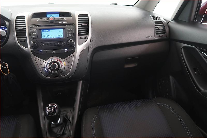 Hyundai ix20 (2012) 1.4 CVVT, Serv.kniha - fotka 8 z 16