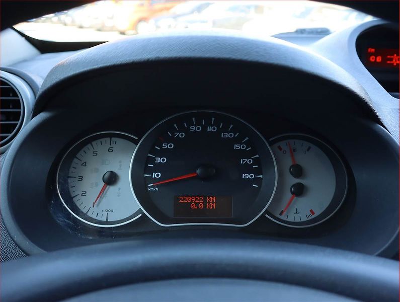 Renault Kangoo (2011) 1.5 dCi, 5Míst, SR - fotka 11 z 14