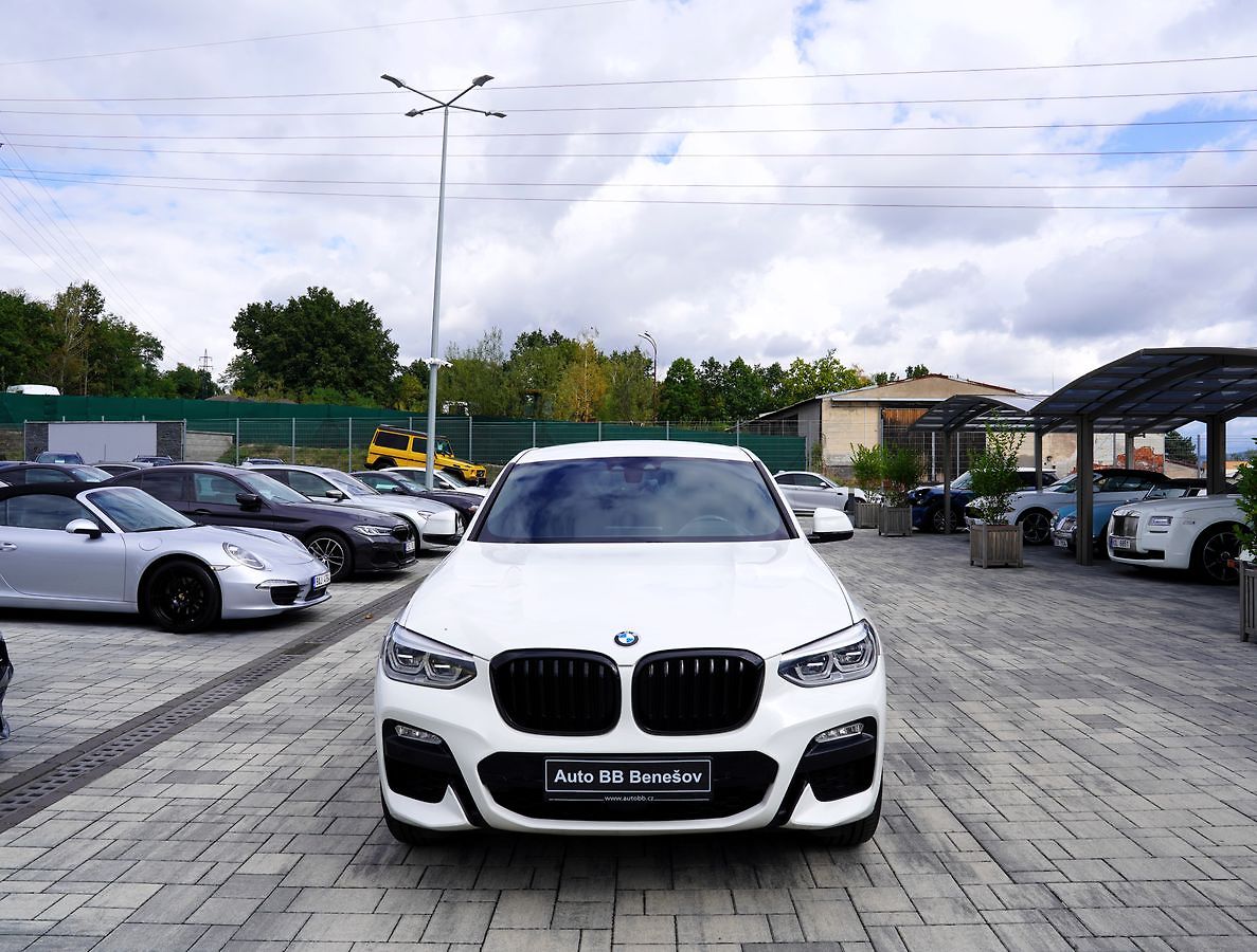 BMW X4 2.0d xDrive Mpaket/190PS/ČR