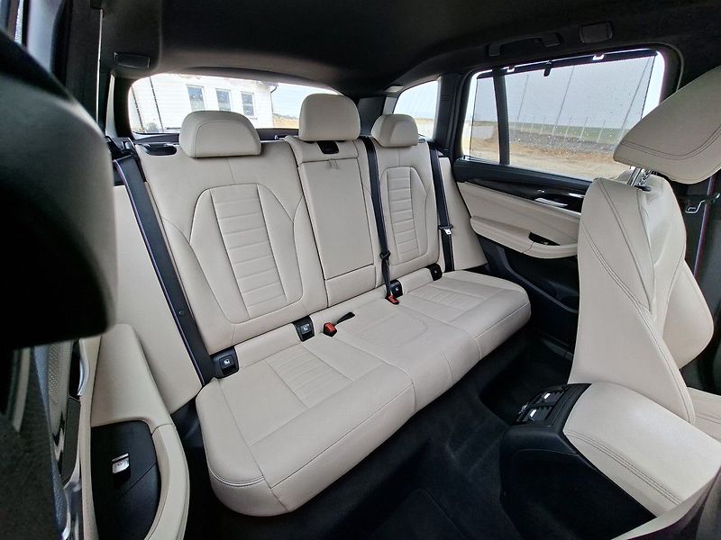 BMW X3 XDRIVE 30D 286k M SPORT - fotka 6 z 26