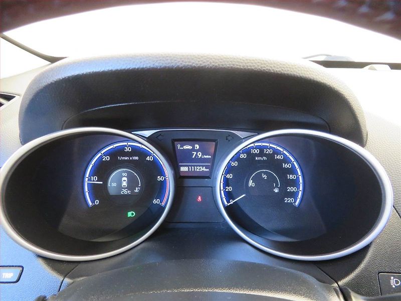 Hyundai ix35 (2014) 2.0 CRDi, 4X4, Navi, Tempomat - fotka 11 z 17