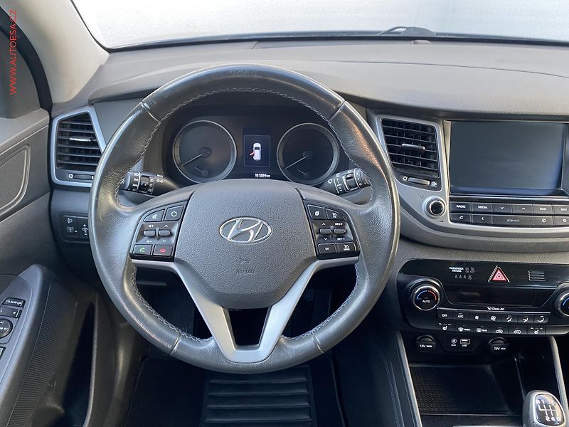 Hyundai Tucson (2016) 1.7 CRDi, Navi - fotka 11 z 19