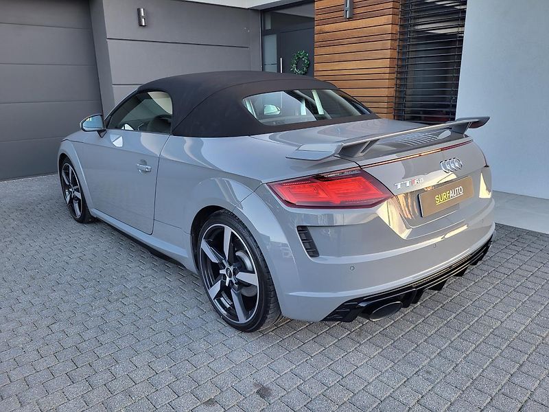 Audi TT RS (2022) ROADSTER | MATRIX - fotka 3 z 40
