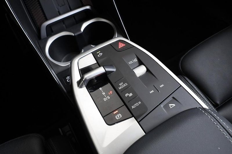 BMW X1 xDrive20d - fotka 10 z 26