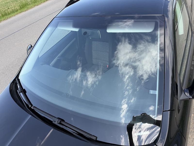 Škoda Octavia (2011) 2,0TDI 103 kW ELEGANCE 1MAJITE - fotka 10 z 48