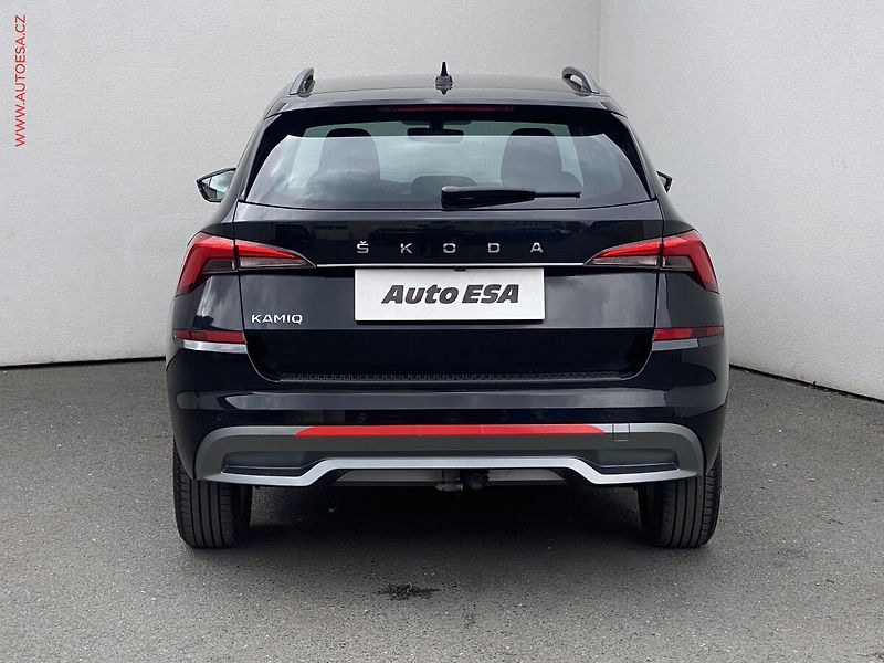 Škoda Kamiq (2022) 1.0 TSi, ČR, Ambition - fotka 5 z 16