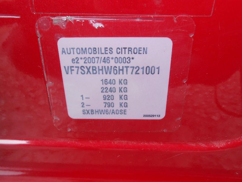 Citroën C3 1.6HDi,KLIMA,LED!!! - fotka 2 z 32