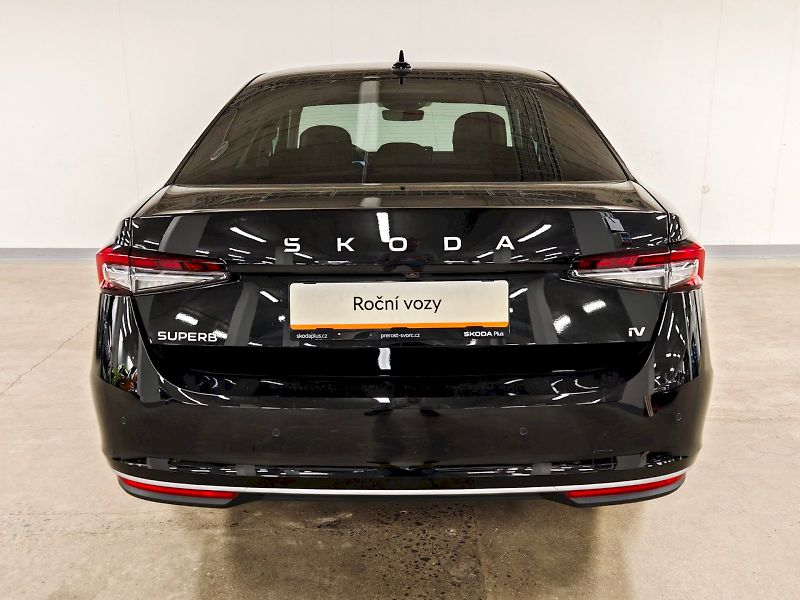 Škoda Superb (2025) iV 1.5 TSI 150 kW DSG L&K - fotka 31 z 34