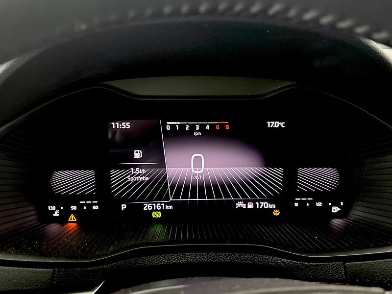 Škoda Karoq Ambition DSG - fotka 11 z 29