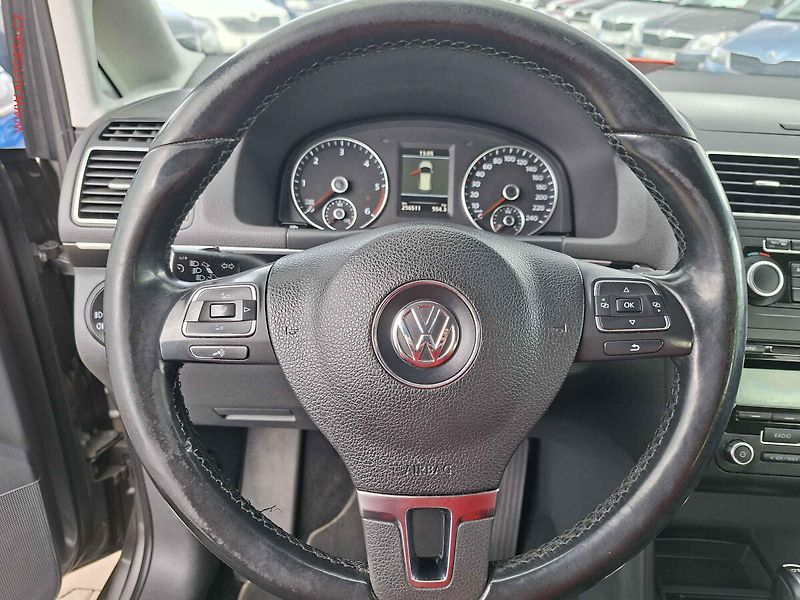Volkswagen Touran (2010) 1.6 TDi, Comfortline, DSG - fotka 11 z 16