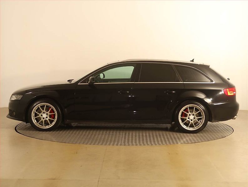 Audi A4 (2010) 3.0 TDI, 4X4, Automat - fotka 3 z 19