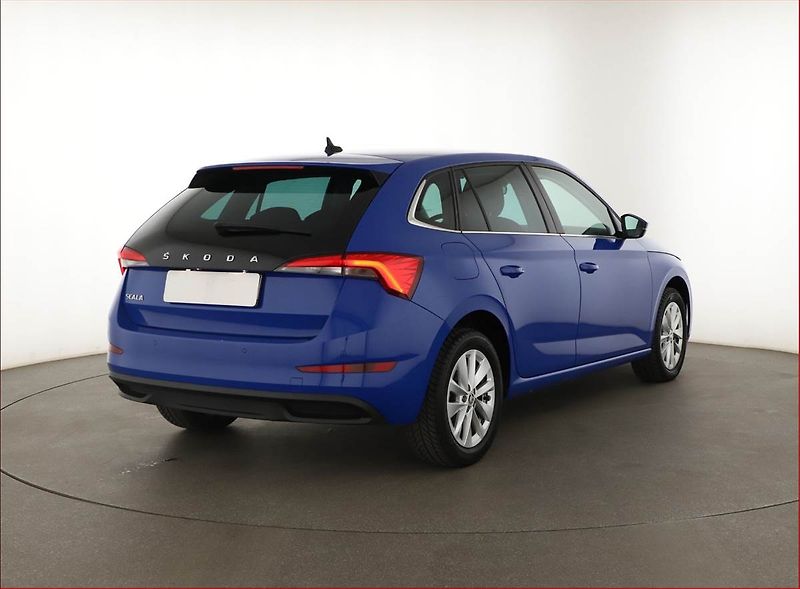Škoda Scala (2023) Style 1.0 TSI, Automat, ČR - fotka 5 z 15