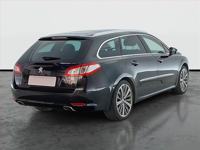 Peugeot 508 (2014) 2.2 HDi, Automat, Navi, Xenony - fotka 5 z 22