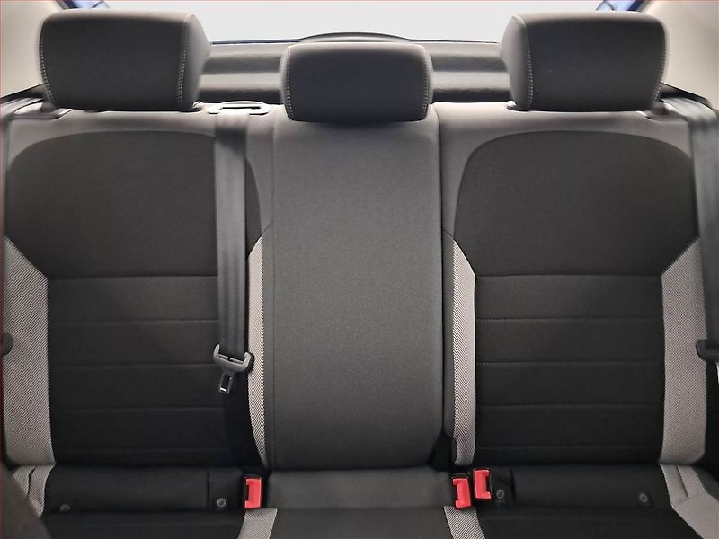 Škoda Rapid (2019) Ambition 1.0 TSI, Serv.kniha - fotka 10 z 17
