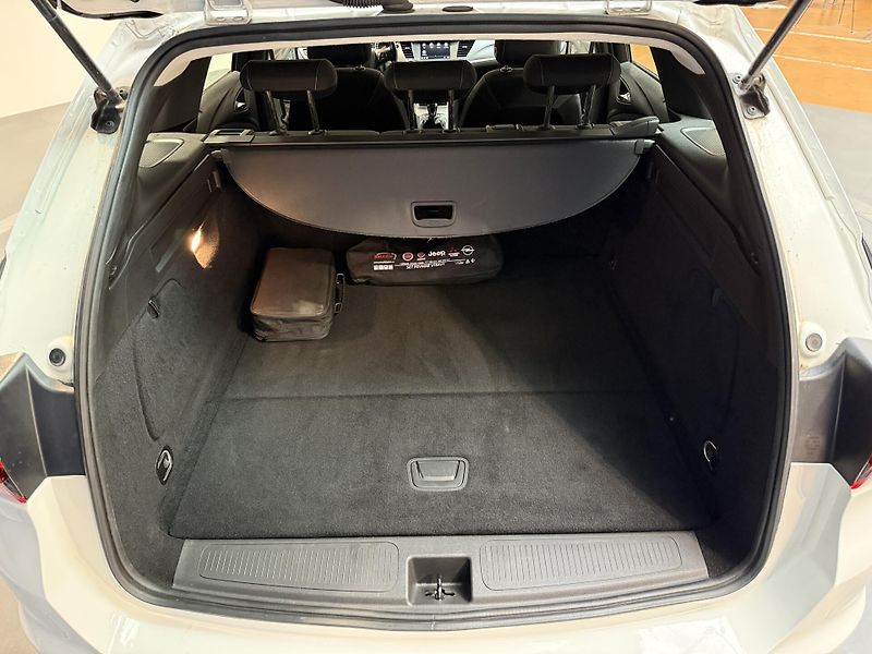 Opel Astra 1.5 CDTi 90kW Edition ST S/S - fotka 12 z 13