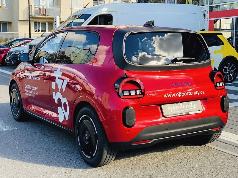 Renault Twingo (2026) Techno 80 k urban range - fotka 6 z 19