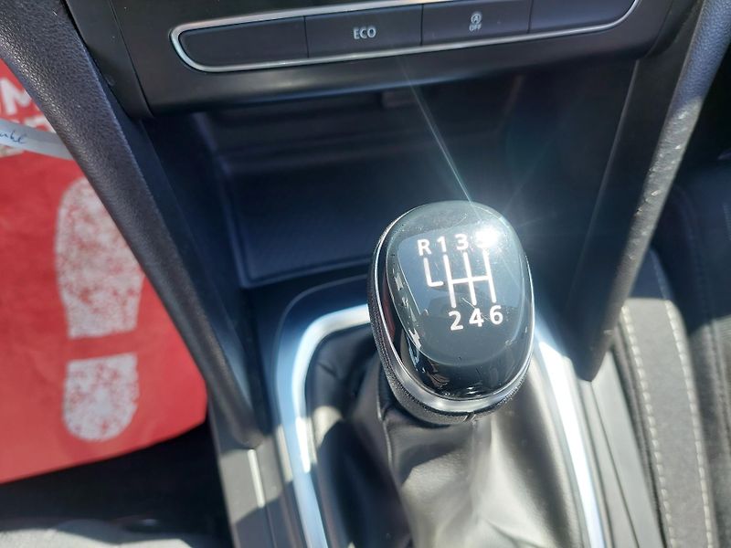 Renault Mégane (2019) IV.Limited 1.3TCe - fotka 13 z 38