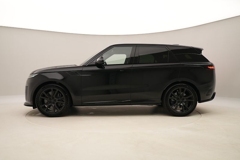 Land Rover Range Rover Sport (2026) P635 SV BLACK AWD AUT - fotka 9 z 94