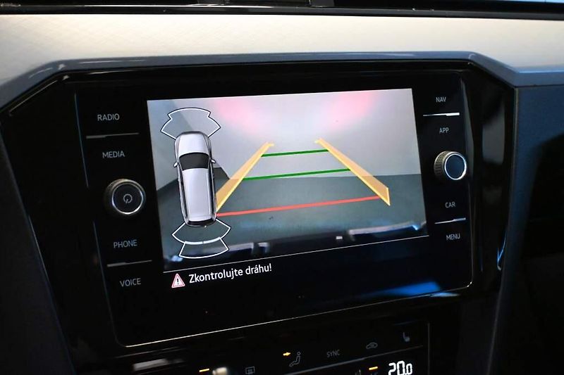 Ford S-MAX (2022) 2.0 TITANIUM Kamera Tažné 8 Ko - fotka 21 z 32