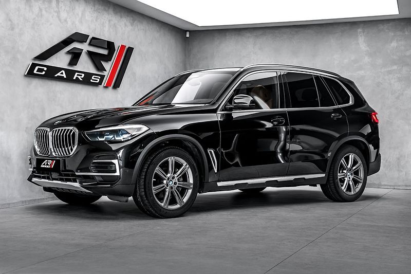 BMW X5 30d xDrive X-line, panorama - fotografie inzerátu