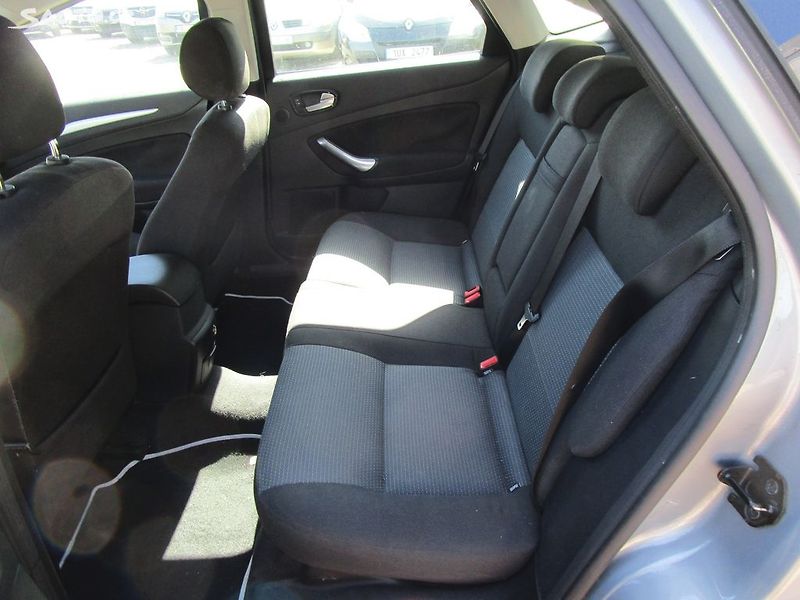 Ford Mondeo 1,8TDCI-92KW-NOVÁ STK - fotka 13 z 27