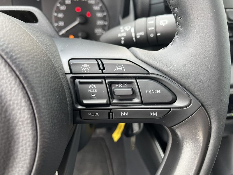 Toyota Yaris 1.5L HEV116 CVT Comfort - fotka 12 z 26