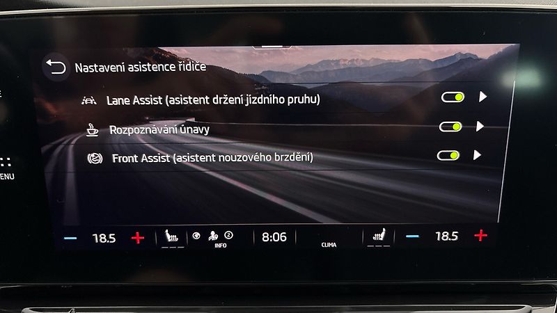 Škoda Octavia 1.5 TSI Style - fotka 26 z 29