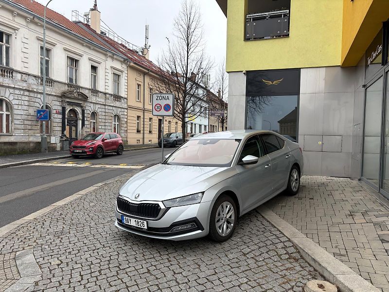 Škoda Octavia (2023) 2.0 TDI STYLE PLUS DSG TAŽNÉ - fotka 3 z 18