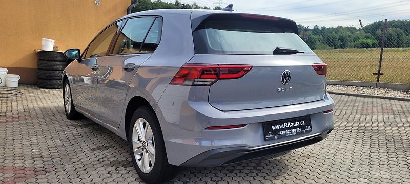 Volkswagen Golf (2021) 8 1,5TSi 96kW Life FuLLeD - fotka 7 z 45