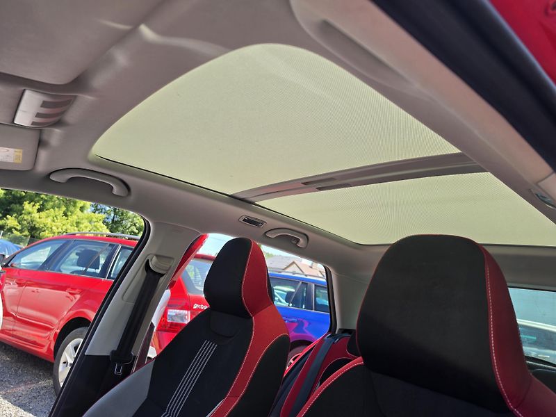 Škoda Fabia 1.2 TSI 81KW Monte Carlo Pano - fotka 14 z 26