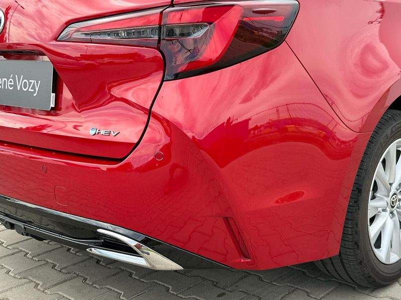 Toyota Corolla 1.8 HSD e-CVT Comfort Tech - fotka 27 z 27