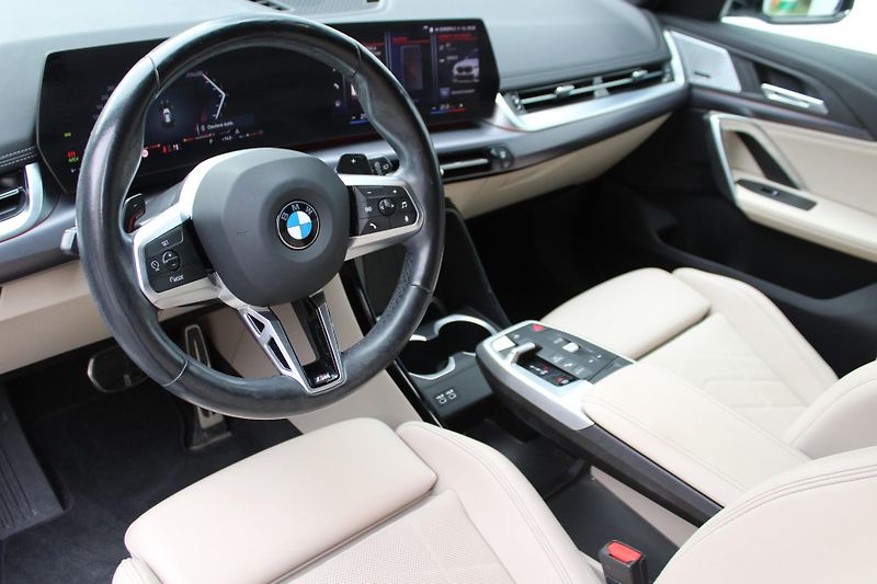 BMW X1 xDrive23i | ČR | 1. majitel  - fotka 4 z 25