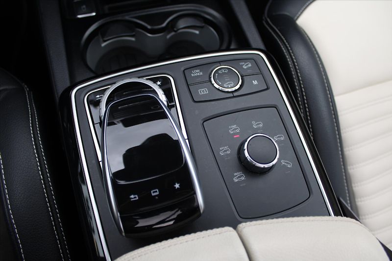Mercedes-Benz GLE 500 335kW 4MATIC AMG ČR - fotka 23 z 29