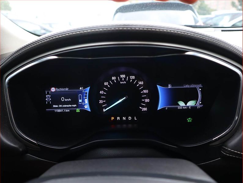 Ford Mondeo (2018) Vignale 2.0 Hybrid, Automat - fotka 11 z 22