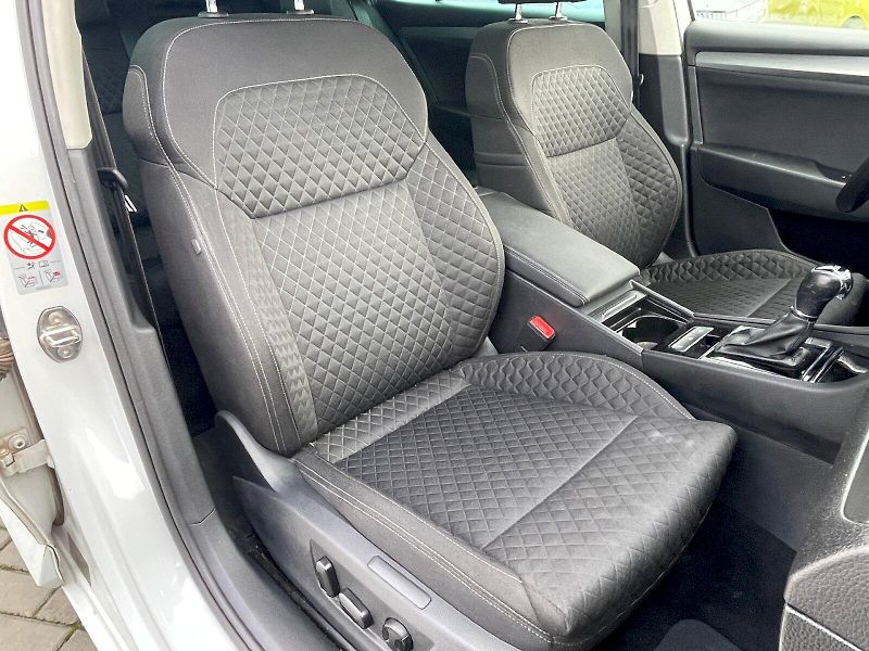 Škoda Superb (2017) Combi 2.0 TDI / 110 kW DSG Sty - fotka 10 z 30