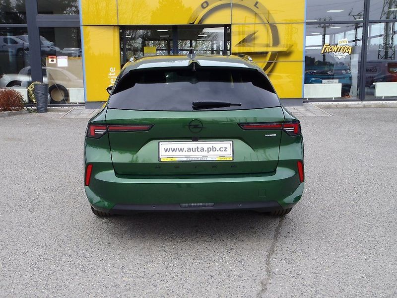 Opel Astra ST Edition Hybrid 1.2 Turbo - fotka 7 z 33