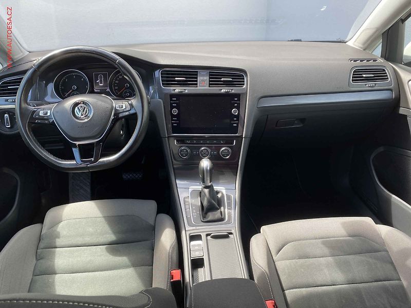 Volkswagen Golf (2017) 1.6 TDi, Comfortline, DSG - fotka 8 z 18