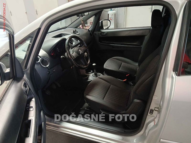 Mitsubishi Colt (2008) 1.3 - fotka 3 z 3