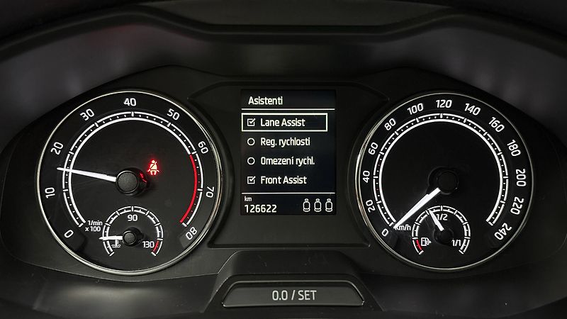 Škoda Scala 1.0 TSI Style - fotka 10 z 23