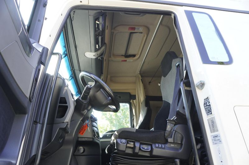 MAN TGX (2021) 18.470 4x4H tractor unit - fotka 12 z 24