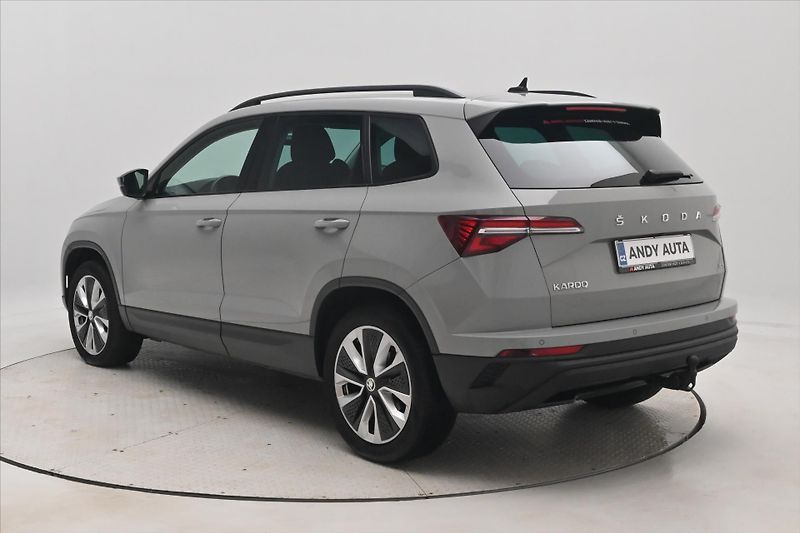 Škoda Karoq 2,0 TDI 110 kW 4x4 DSG Style Z - fotka 7 z 30