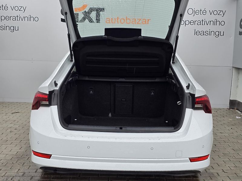 Škoda Octavia IV Ambition 2,0 TDI (85 kW - fotka 7 z 8