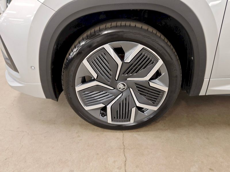 Škoda Kodiaq (2025) iV 1.5 TSI 150 kW DSG Sportlin - fotka 33 z 33