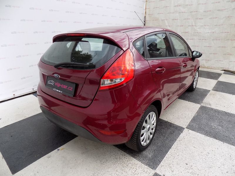 Ford Fiesta (2009) 1.2i/Klimatizace/ - fotka 7 z 32
